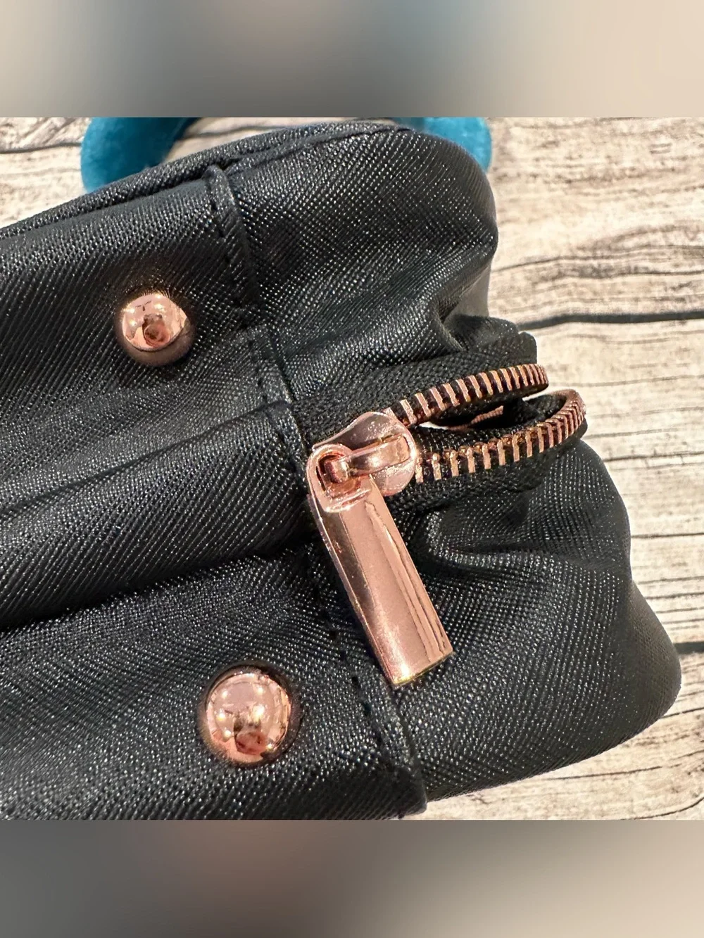 Drmtlgy Cosmetic Bag and Headband